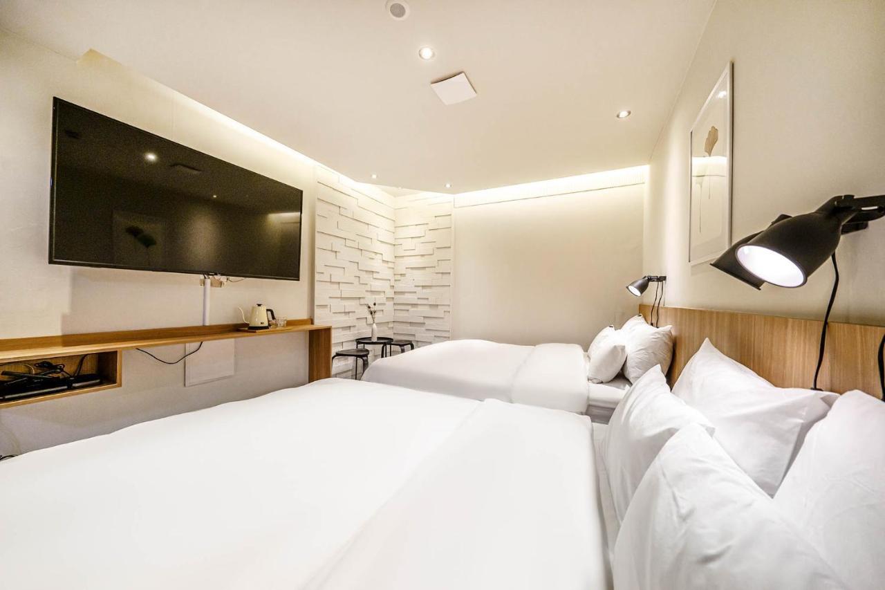 Hotel Less Seul Zewnętrze zdjęcie
