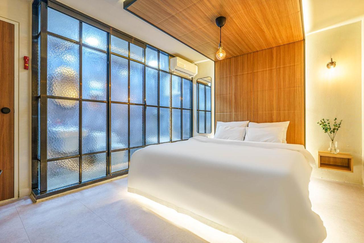 Hotel Less Seul Zewnętrze zdjęcie