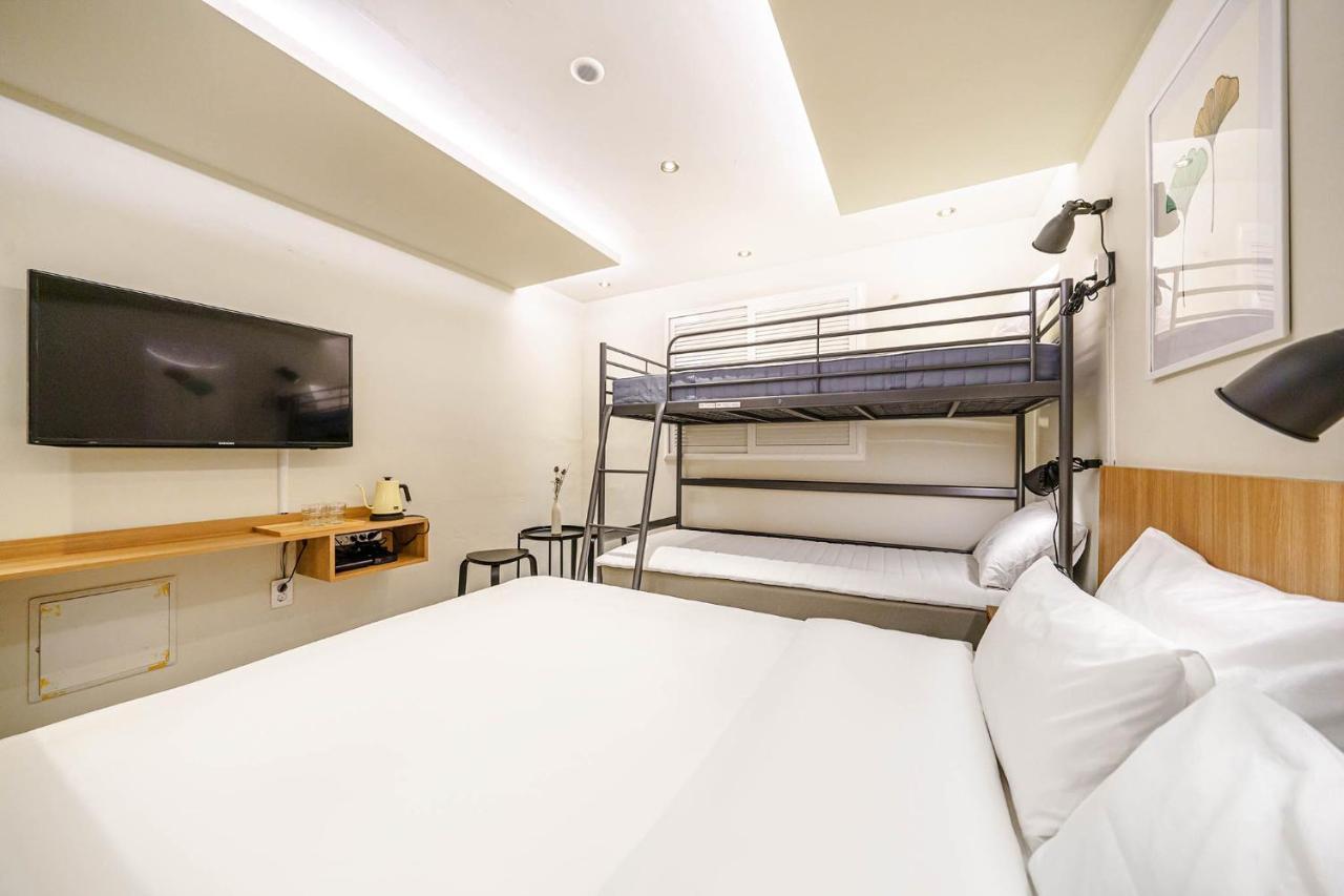 Hotel Less Seul Zewnętrze zdjęcie