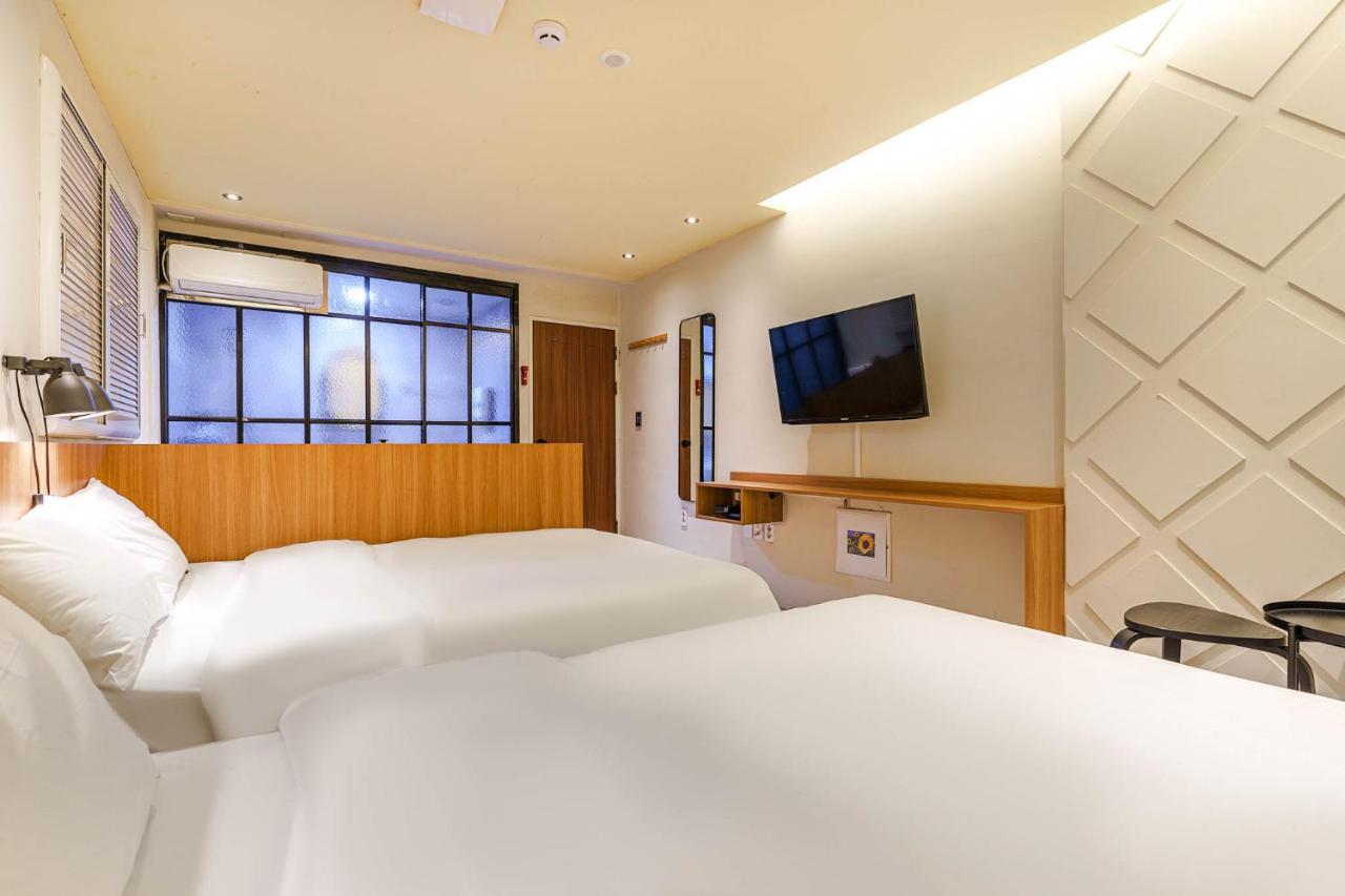Hotel Less Seul Zewnętrze zdjęcie