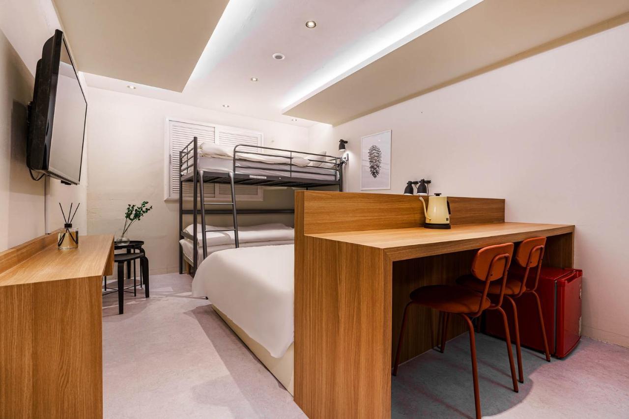 Hotel Less Seul Zewnętrze zdjęcie