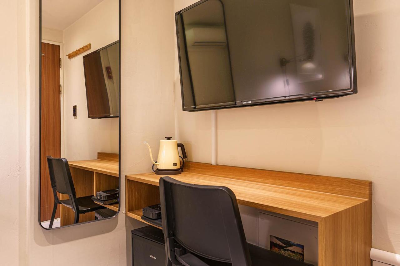 Hotel Less Seul Zewnętrze zdjęcie